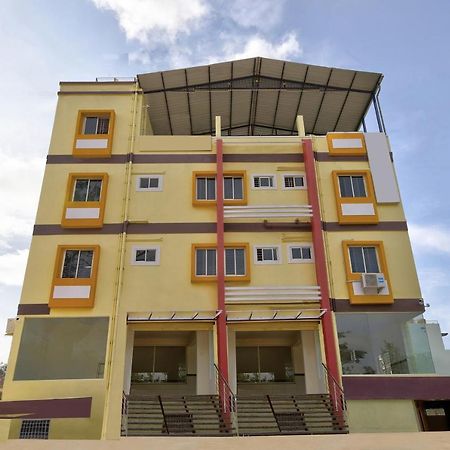 Oyo 39837 Sri Anjaneya Residency Ξενοδοχείο Shimoga Εξωτερικό φωτογραφία